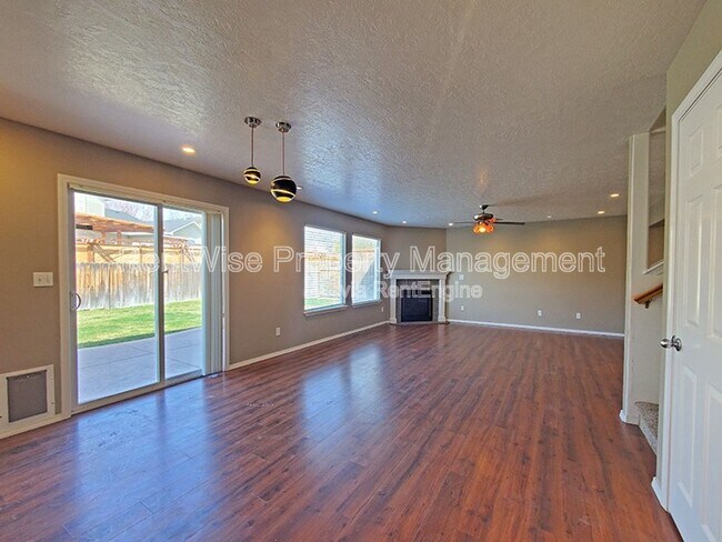 Building Photo - 8260 W Dulcimer St
