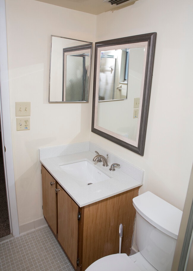 Building Photo - 28435 Trident Ct