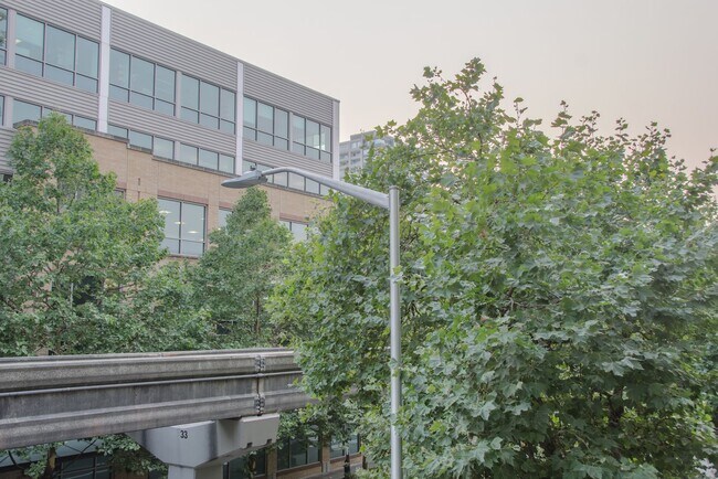 Building Photo - 1Bd/1Ba Seattle Condo