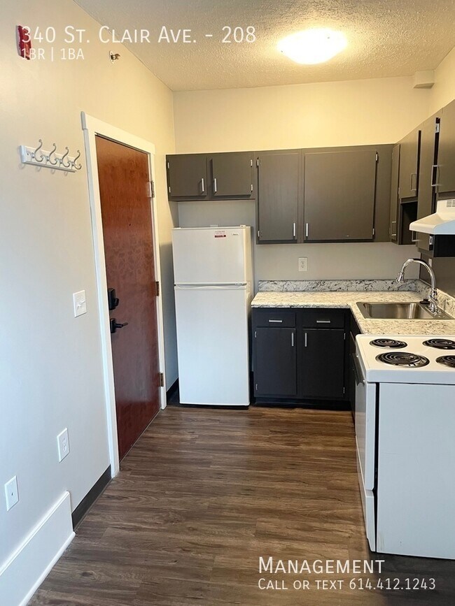 Building Photo - 340 St Clair Ave