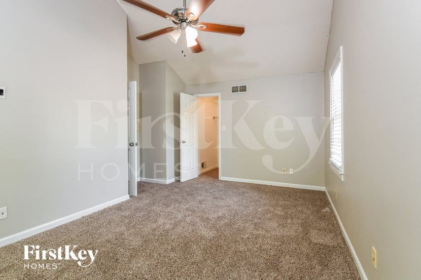 Building Photo - 4892 Country Cove Way