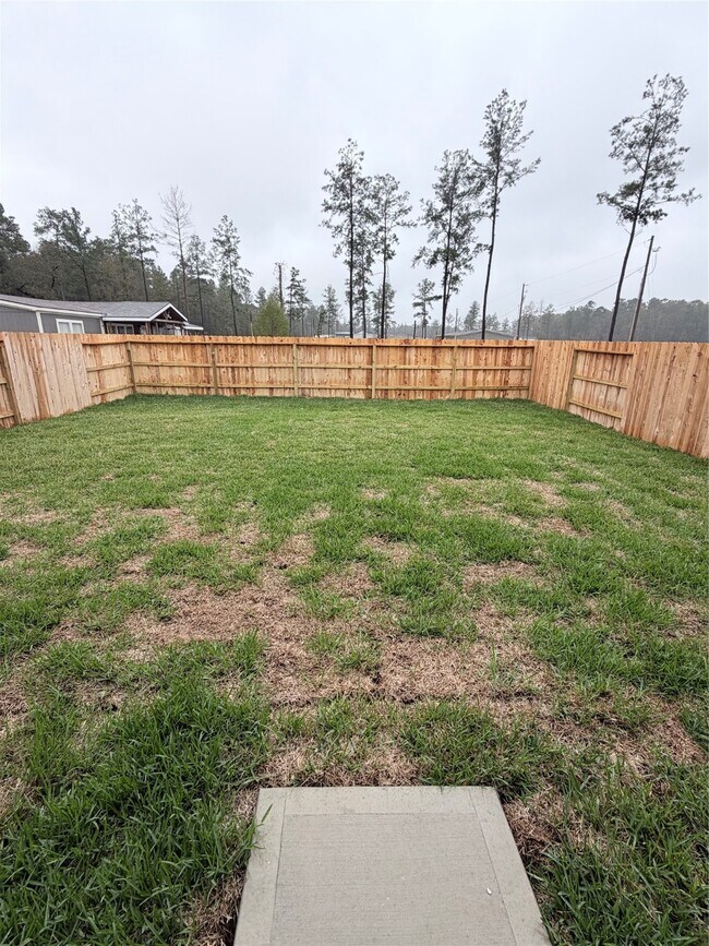 Building Photo - 18712 Loom Dr