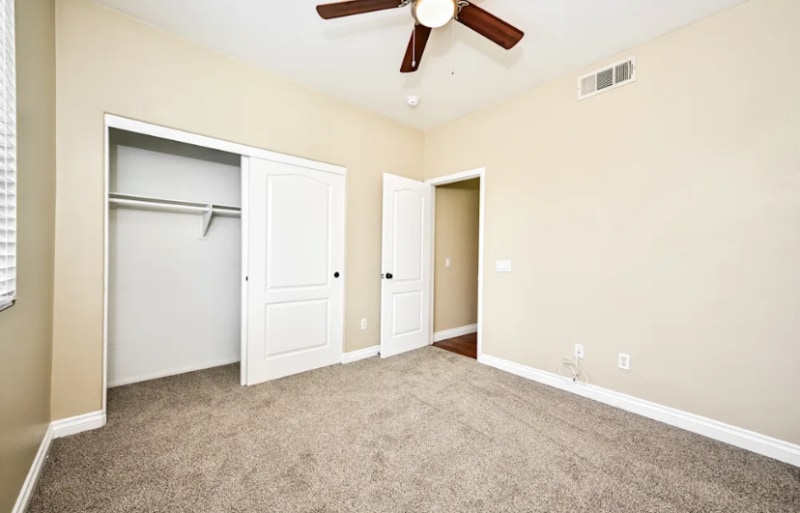 Building Photo - 9175 S Cullen Wy