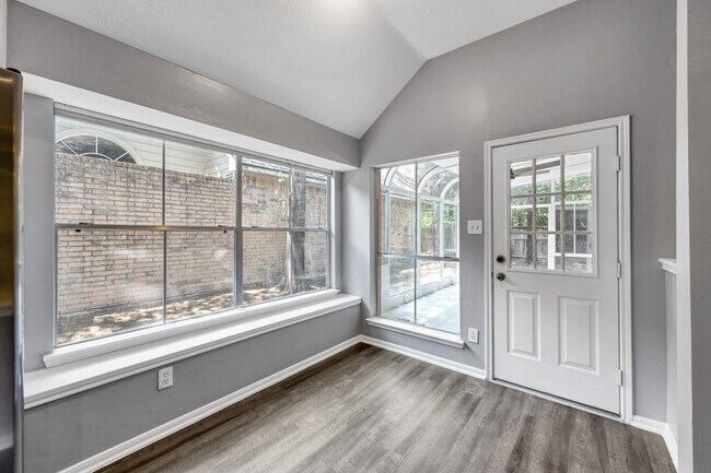 Building Photo - 95 N Crossed Birch Pl