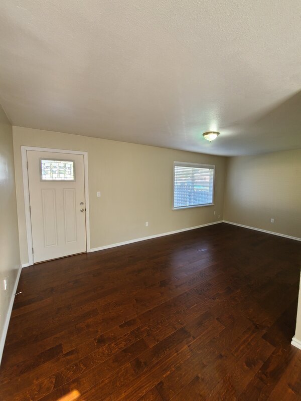 Building Photo - 15108 Washington Ave SW