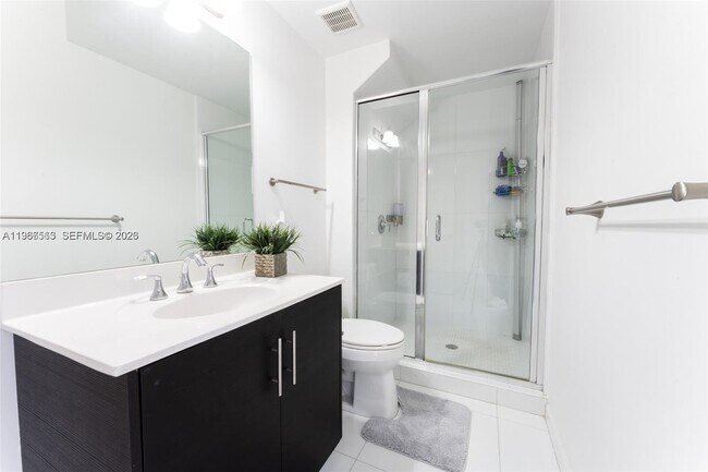 Building Photo - 10560 NW 69th Terrace