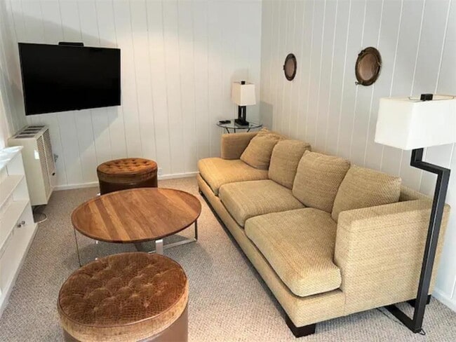 Building Photo - 4005 W 44th St