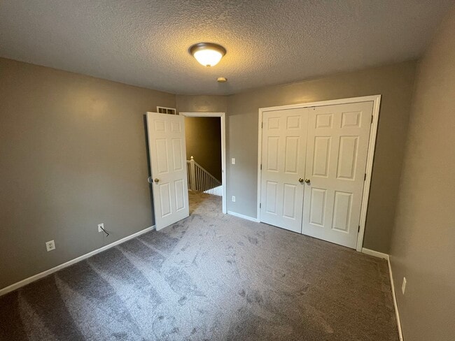 Building Photo - 5100 Hardy Ct