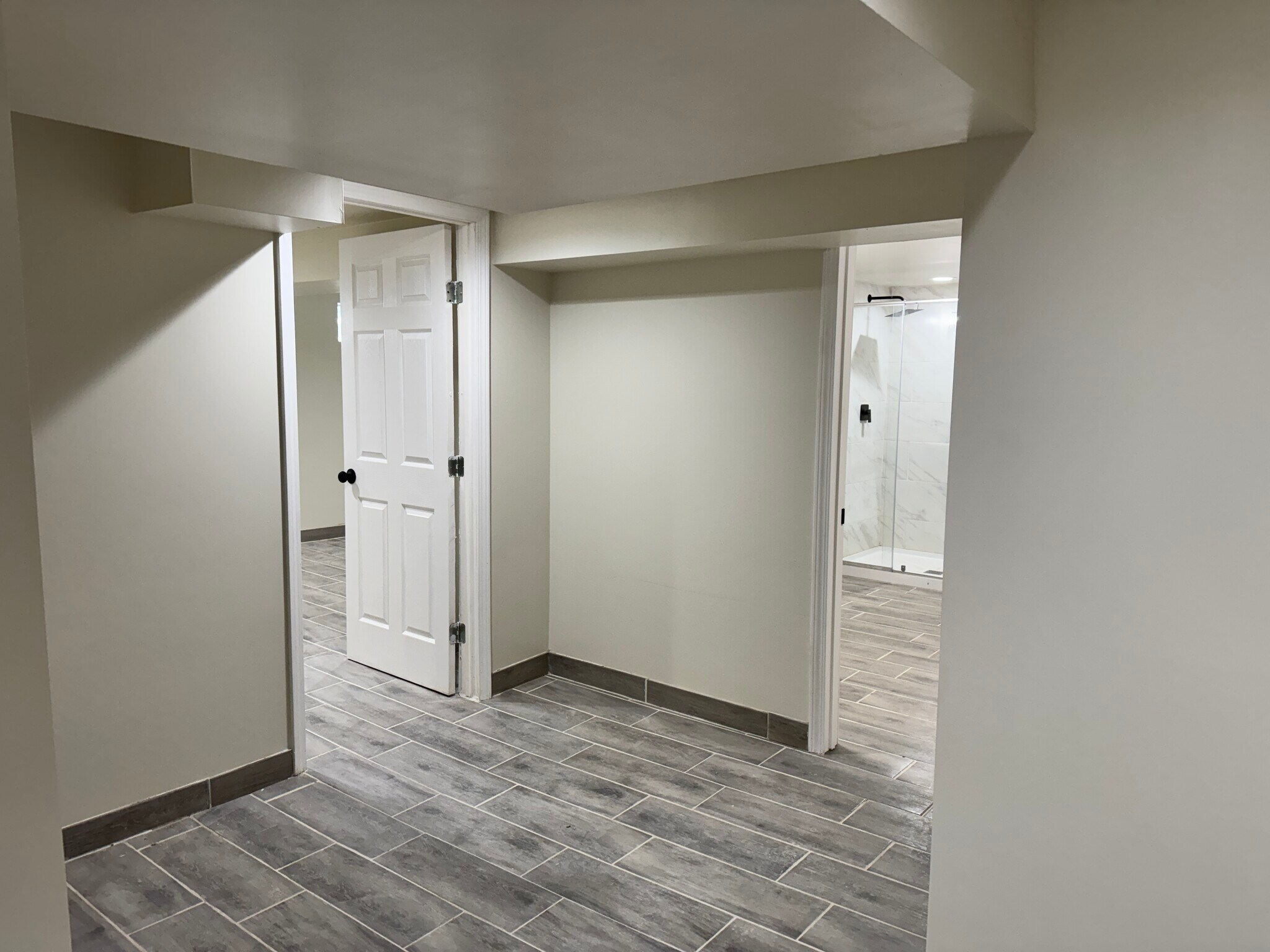 Building Photo - 1617 Somerset Shire Dr