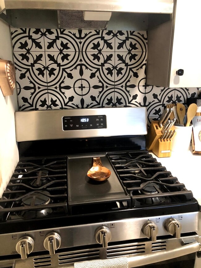 Building Photo - 7151 Neff St