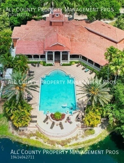 Building Photo - 4156 Central Sarasota Pkwy