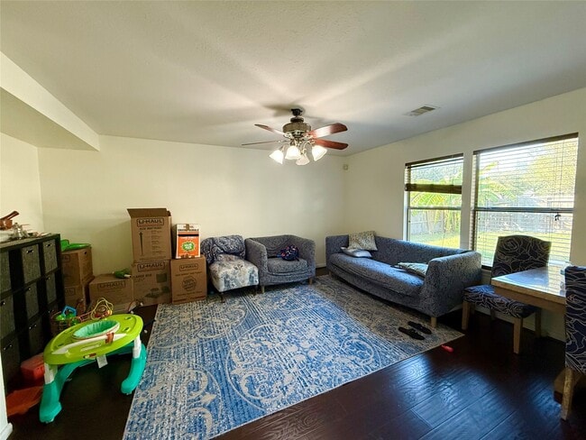 Building Photo - 503 Remington Green Ct