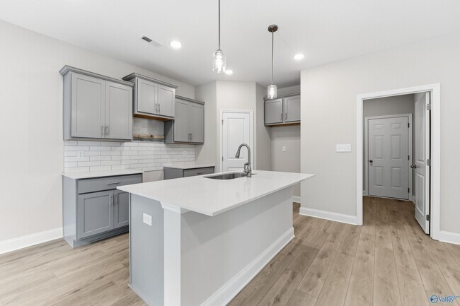 Building Photo - Jaguar Hills Rental