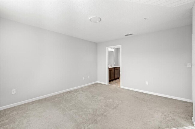 Building Photo - 260 Smugglers Way