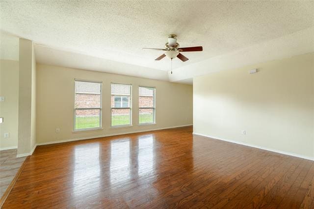 Building Photo - 9817 Fillmore Dr