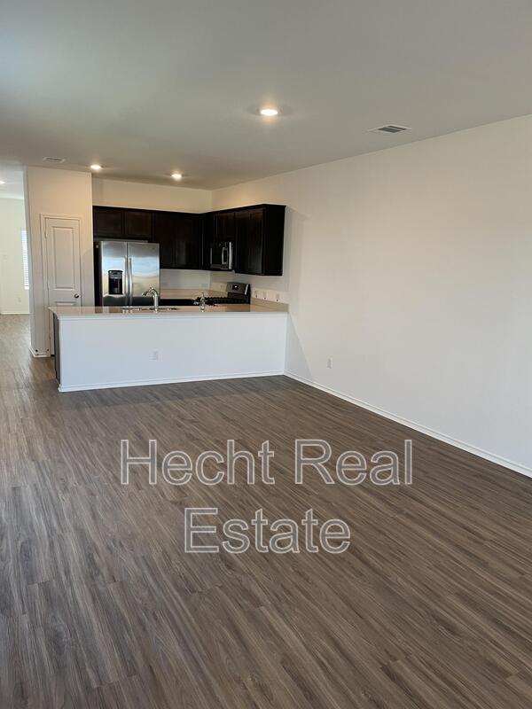Building Photo - 267 Geode Glen