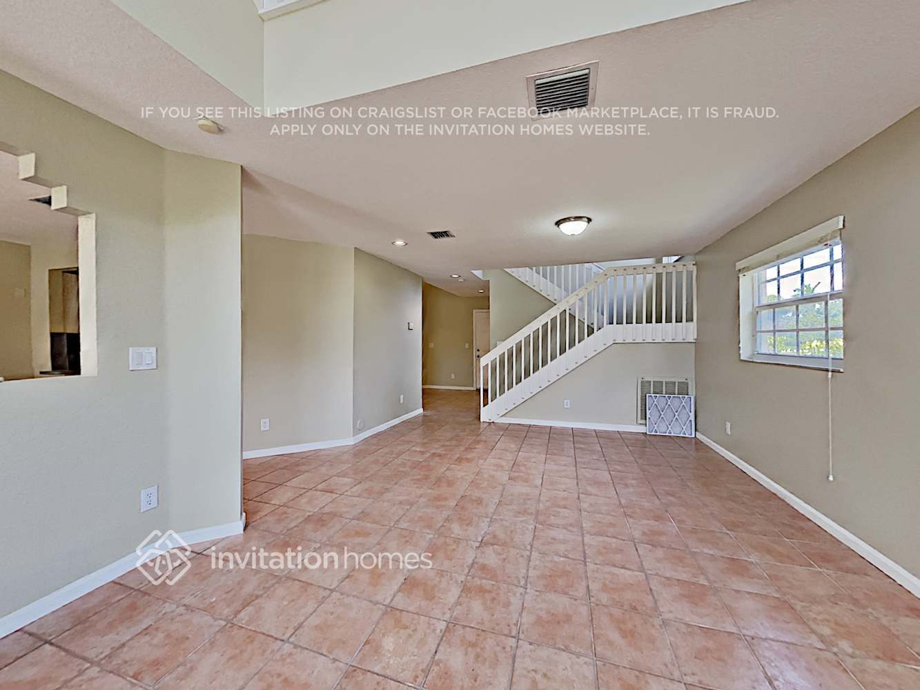 Building Photo - 9820 Fairway Cove Ln