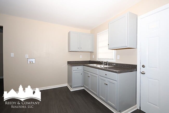 Building Photo - 1560 Cane Rd