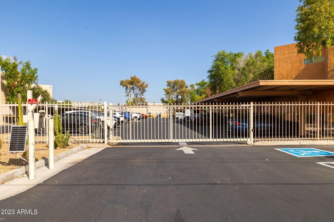 Building Photo - 7494 E Earll Dr