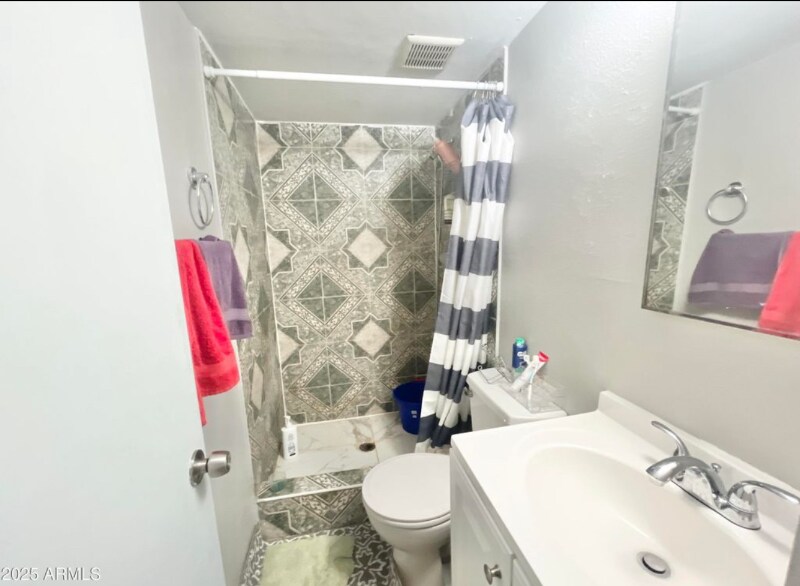 Building Photo - 2819 N 48th Ln