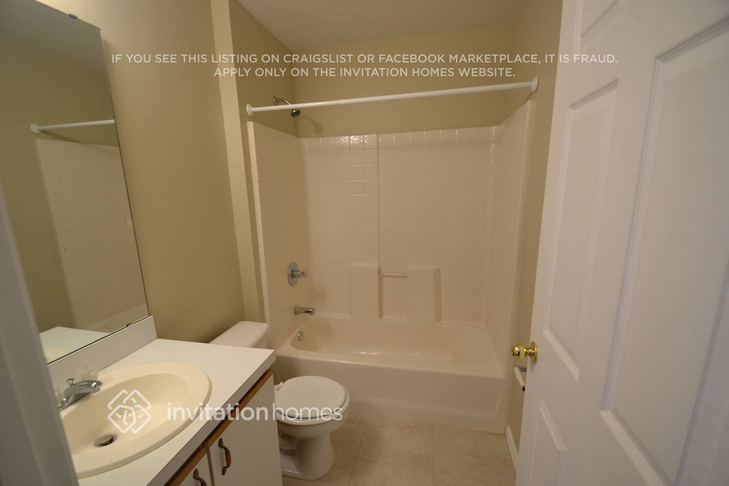 Building Photo - 3074 Mapleshade St