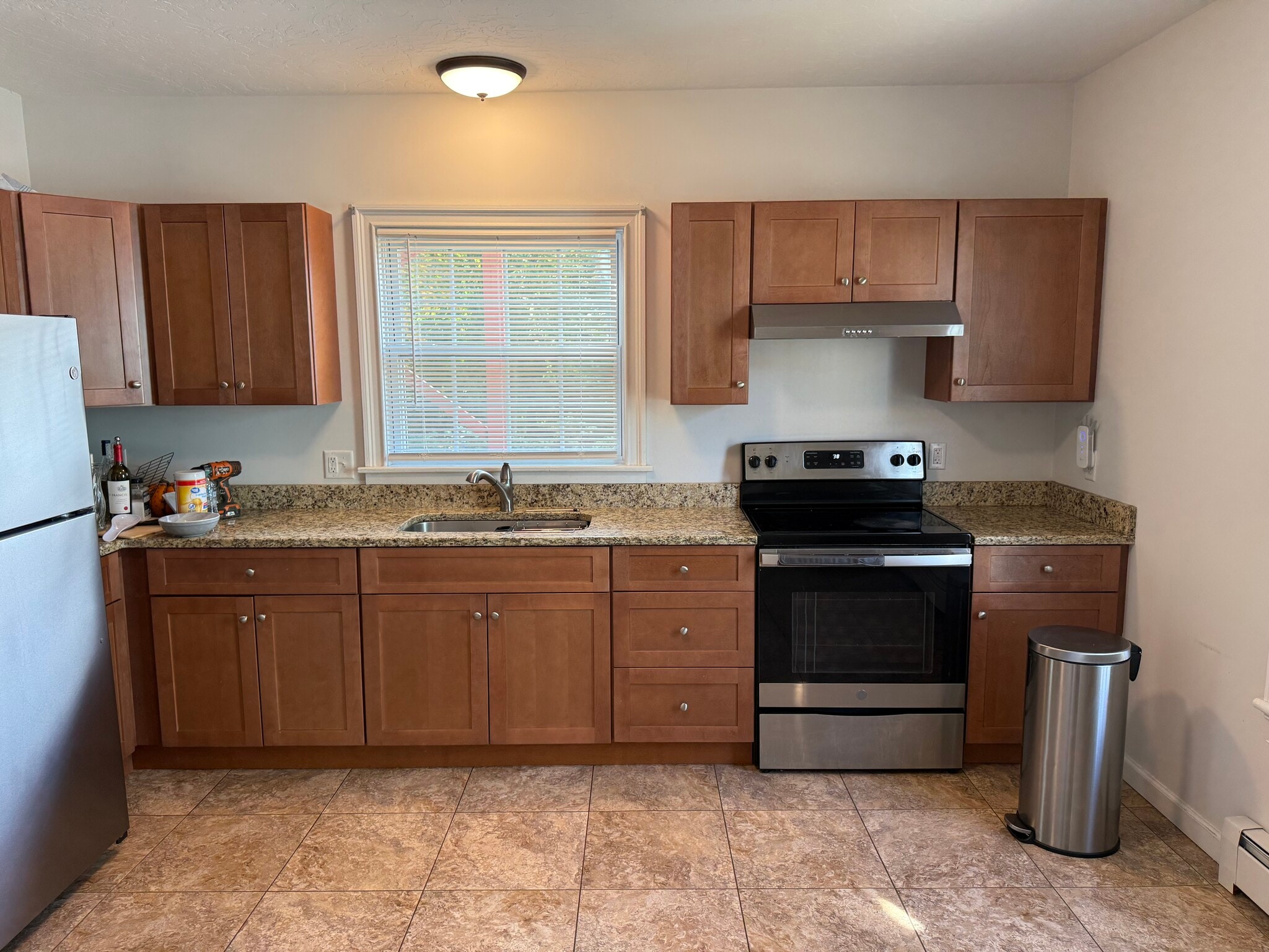 Kitchen - 22 Tracy Ave