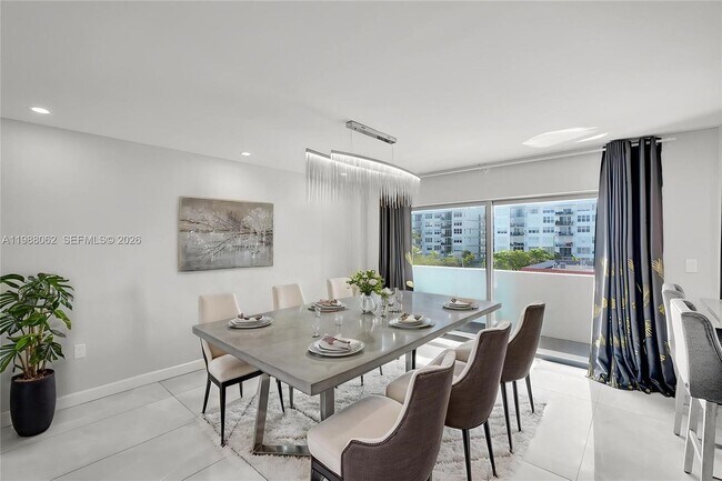 Building Photo - 1075 92nd St