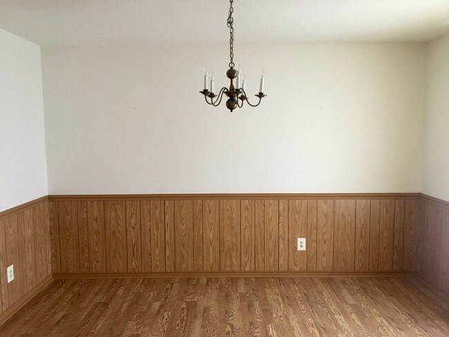 Building Photo - 8480 Cleveland Rd