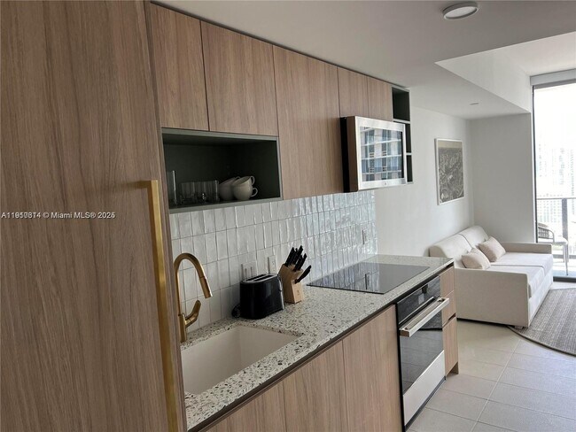 Building Photo - 159 NE 6th St