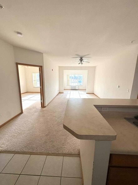 Building Photo - Manchester Place Apartments