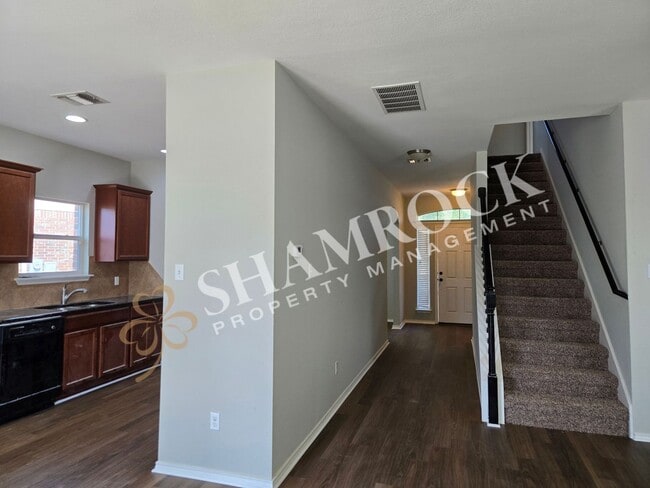 Building Photo - 6509 Tejas Dr