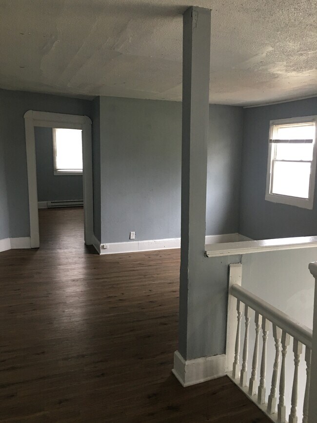 Building Photo - 2610 Winthrop Ave