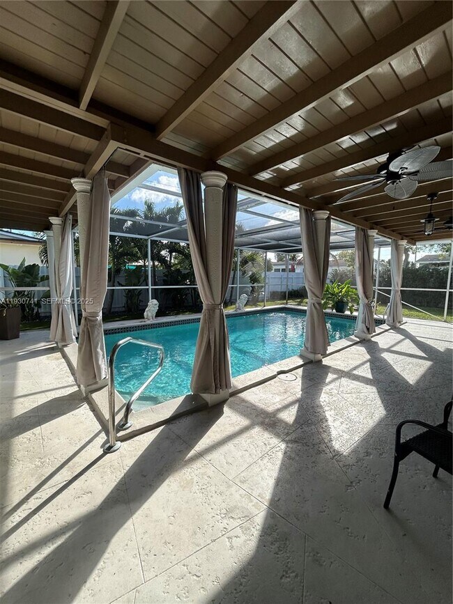 Building Photo - 7180 SW 11th St