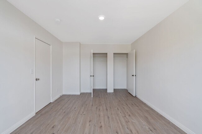 Building Photo - 945 N Ditman Ave