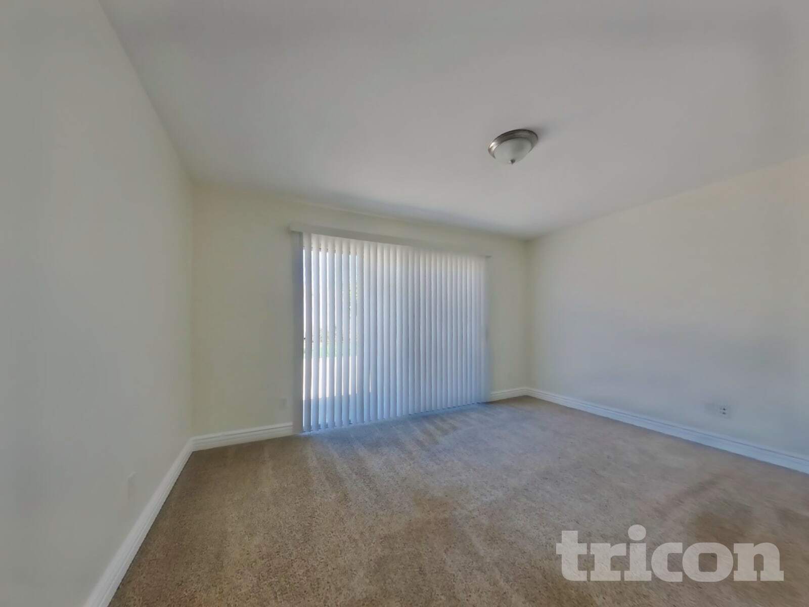 Building Photo - 14353 Victor Dr