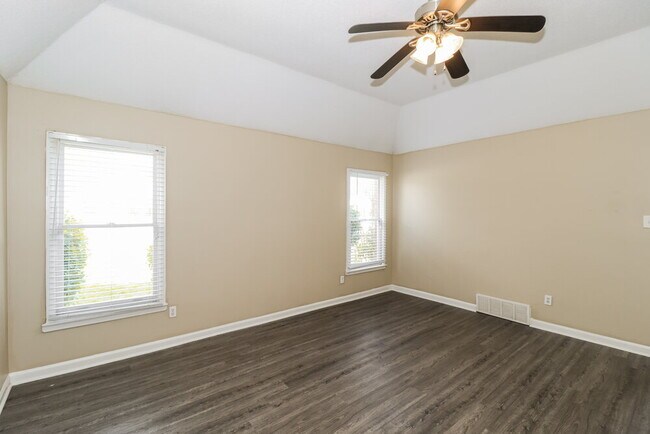 Building Photo - 8400 Timber Creek Dr