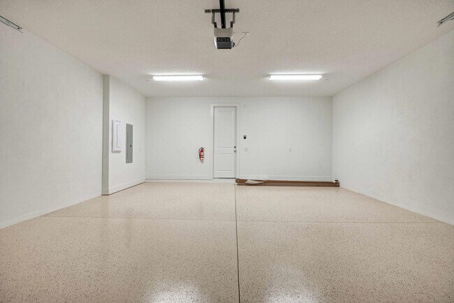 Building Photo - 5320 Sagan Ln