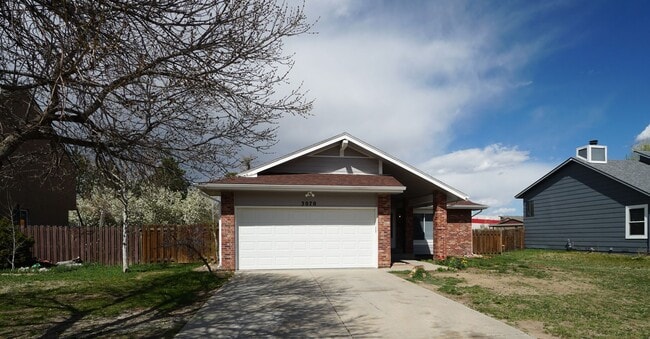 Building Photo - 3070 Mirage Dr