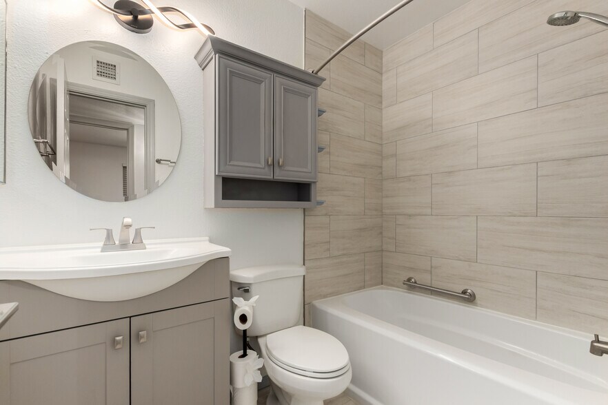 Building Photo - 3981 E South Fork Dr