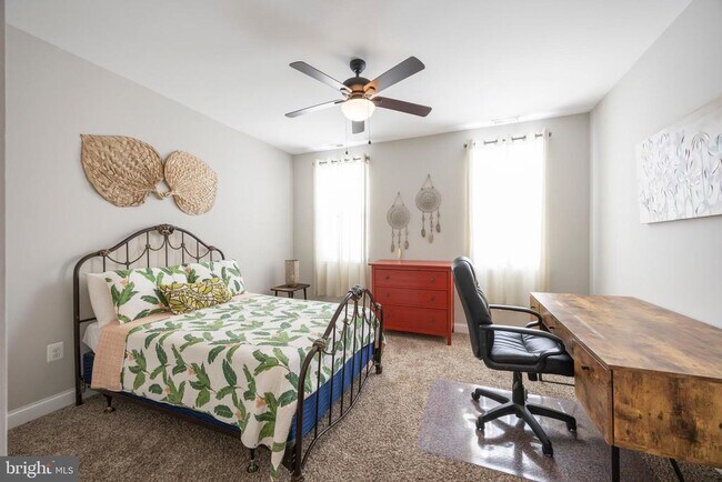 Building Photo - 314 E 22nd St