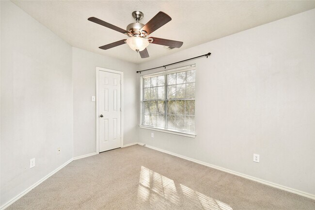 Building Photo - 62 E Stedhill Loop