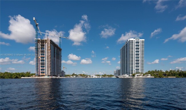 Building Photo - 17301 Biscayne Blvd