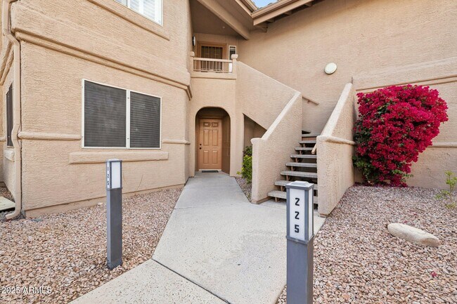 Building Photo - 9736 N 95th St