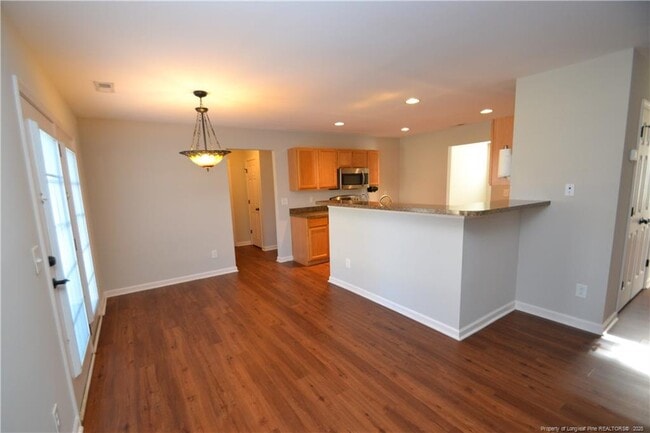 Building Photo - 501 Birchtree Valley Ct