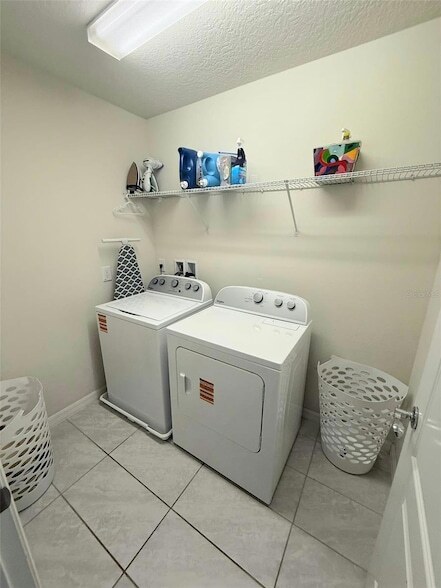 Building Photo - 5444 Misty Oak Cir