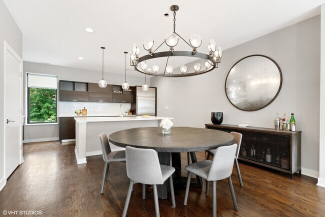 Building Photo - 1749 N Winnebago Ave