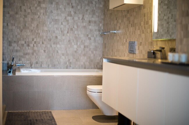 Building Photo - 68 SE 6th St