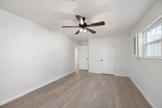 Building Photo - 5315 Rutherglenn Dr