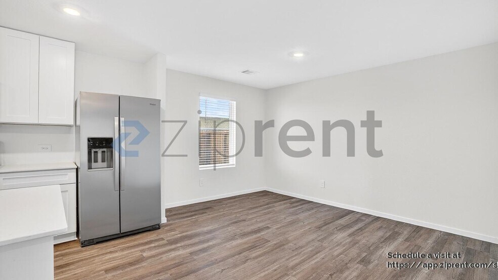 Building Photo - 3104 Nori Shores Dr