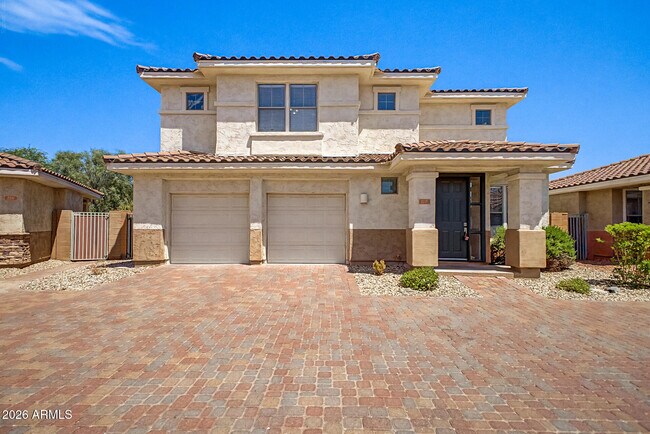 Building Photo - 2237 N 135th Dr